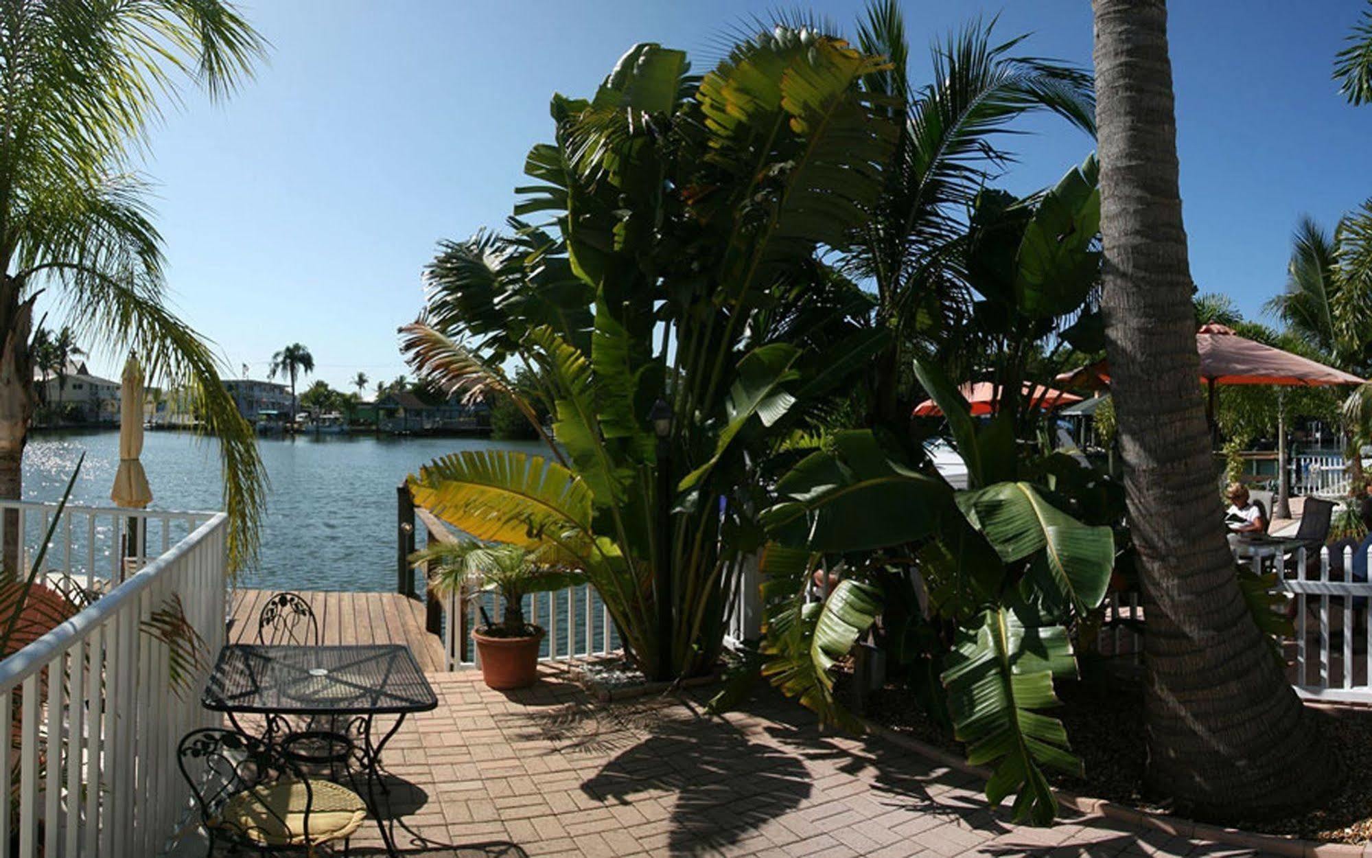 Manatee Bay Inn Fort Myers Beach Exterior foto